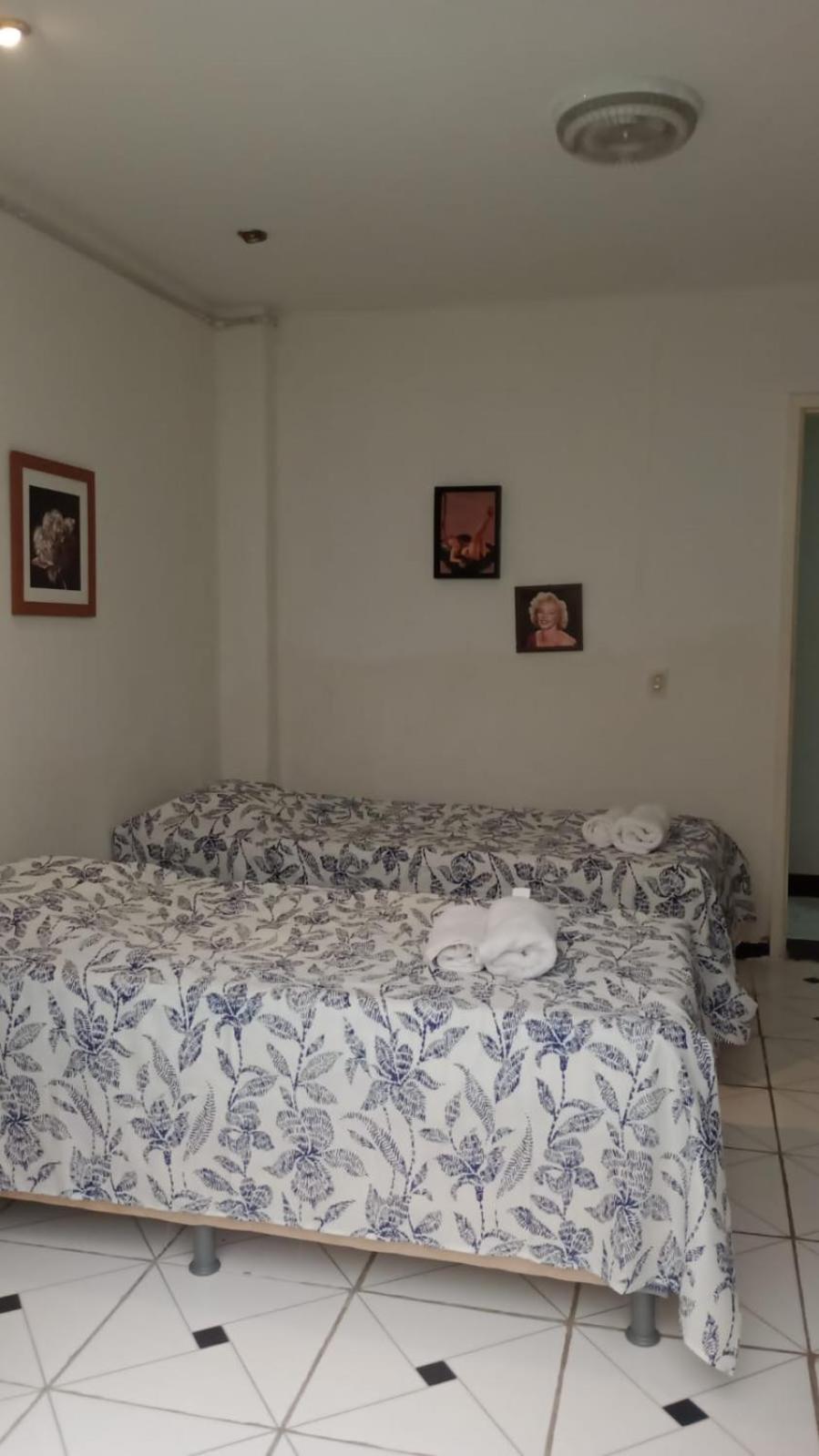 Apartamento Apto Copacabana, 3 Quartos, 1 Quadra Da Praia, Posto 5 *